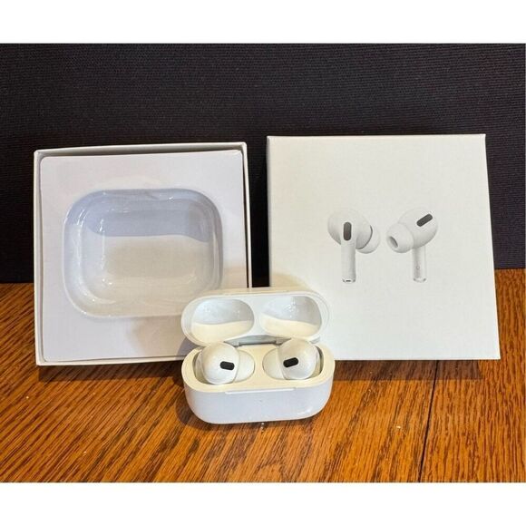 Pro 3 Bluetooth Wireless V5 Earbuds Unbranded New in box - Picture 6 of 7